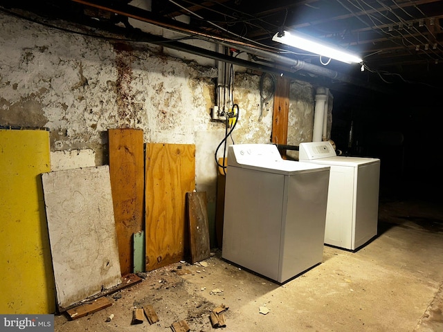 342 S 4th St, Reading, PA 19602 - unfinished basement with washer / dryer