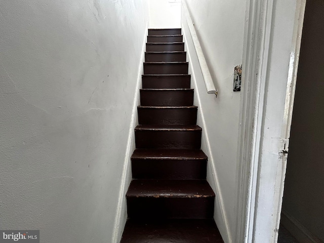 342 S 4th St, Reading, PA 19602 - view of stairway