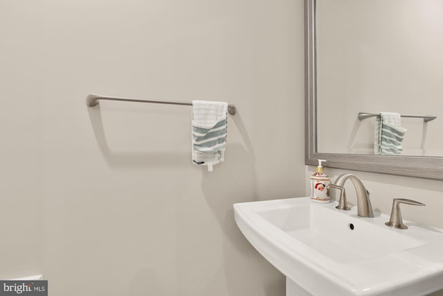 7458 Backett Wood Ter Unit 401, Mclean, VA 22102 - bathroom with a sink