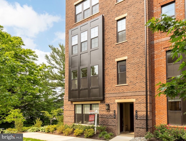 7458 Backett Wood Ter Unit 401, Mclean, VA 22102 - view of building exterior