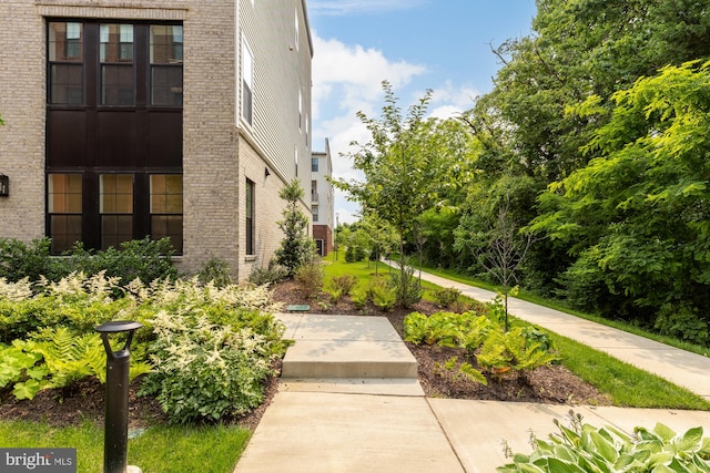 7458 Backett Wood Ter Unit 401, Mclean, VA 22102 - view of community