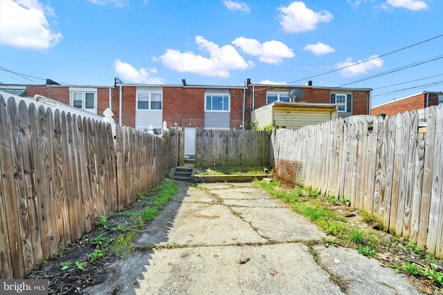 7952 Eastdale Rd, Baltimore, MD 21224 - view of yard