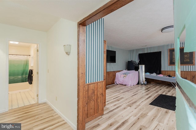 1492 Cumberland Dr, Rockingham, VA 22801 - corridor featuring wood finished floors and baseboards