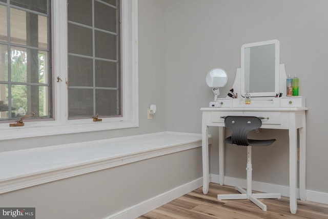 1492 Cumberland Dr, Rockingham, VA 22801 - bathroom featuring wood finished floors, baseboards, and vanity