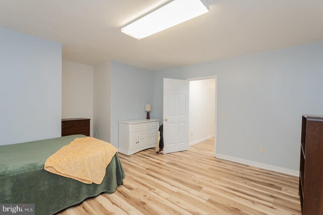 1492 Cumberland Dr, Rockingham, VA 22801 - bedroom with wood finished floors and baseboards