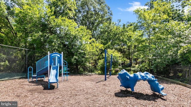 7333 New Hampshire Ave Unit 800, Takoma Park, MD 20912 - communal playground with view of scattered trees