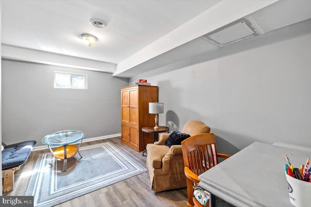 228 Cranberry Dr, Blakeslee, PA 18610 - sitting room with wood finished floors and baseboards