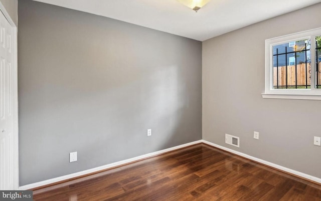 6715 Valley Park Rd, Capitol Heights, MD 20743 - spare room featuring wood finished floors and baseboards
