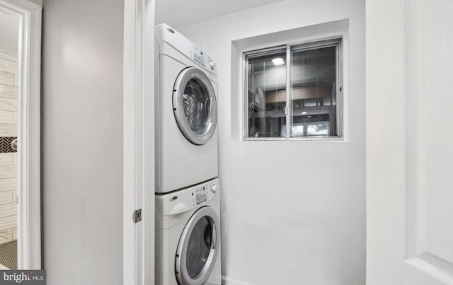 6715 Valley Park Rd, Capitol Heights, MD 20743 - laundry room with stacked washer and clothes dryer