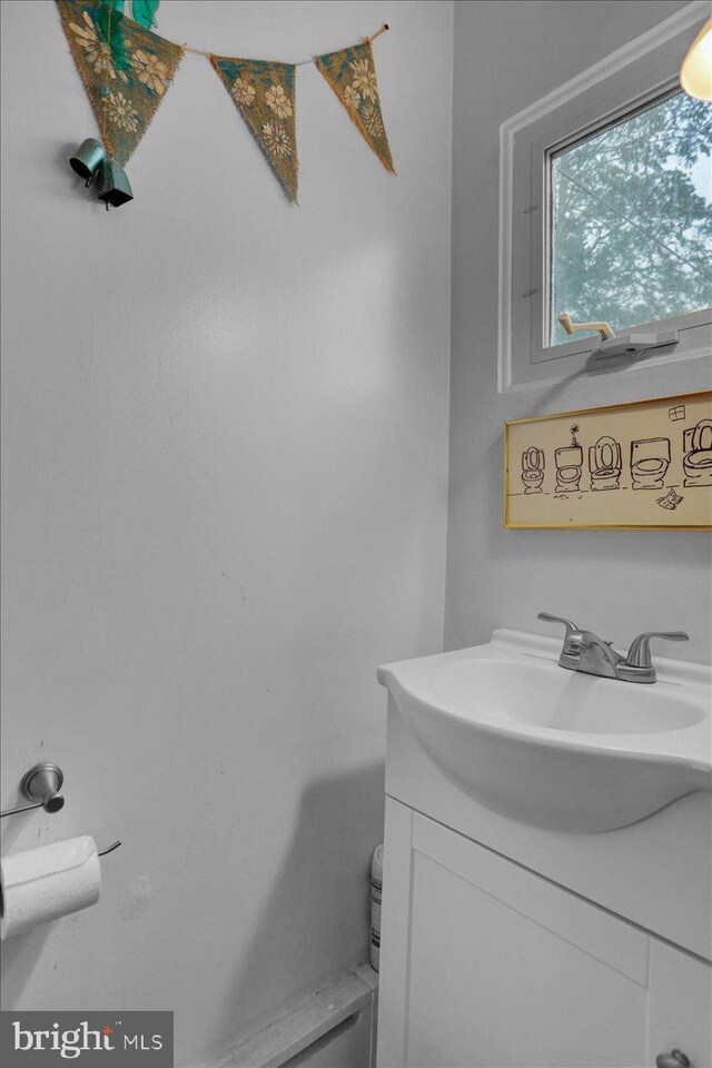 1322 Brooke Blvd, Reading, PA 19607 - bathroom with vanity and toilet