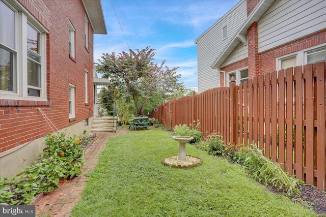 1322 Brooke Blvd, Reading, PA 19607 - view of yard