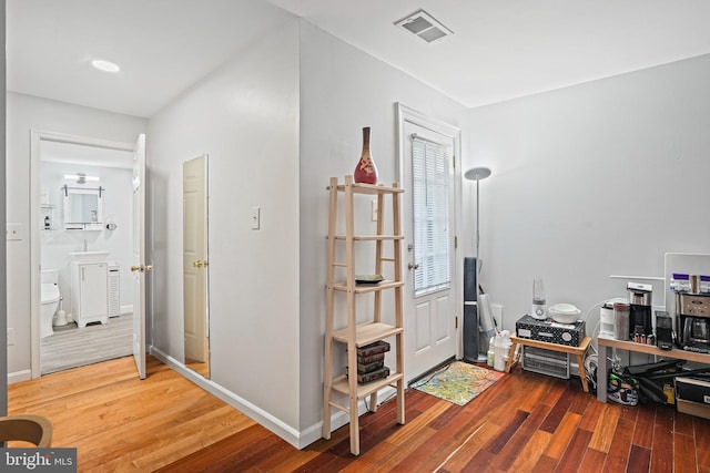 1413 Hopkins St NW, Washington, DC 20036 - entryway featuring wood finished floors and baseboards