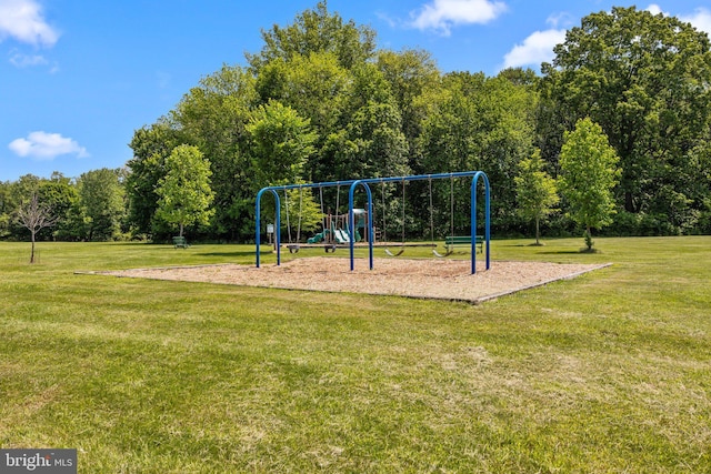 2 Woodfern Ave, Ewing, NJ 08628 - communal playground featuring a lawn