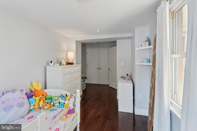 1537 S 2nd St, Philadelphia, PA 19147 - bedroom featuring dark wood-type flooring, multiple windows, and recessed lighting