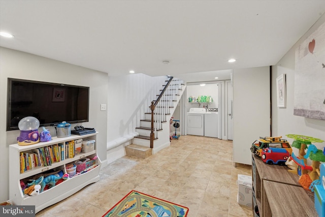 1537 S 2nd St, Philadelphia, PA 19147 - rec room featuring separate washer and dryer, recessed lighting, and baseboards
