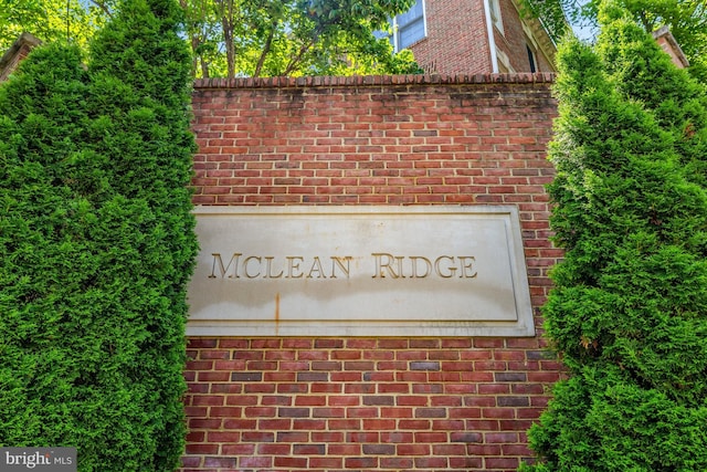 1650 Colonial Hills Dr, Mclean, VA 22102 - view of community / neighborhood sign