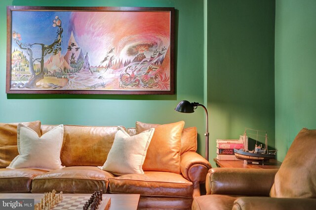 323 N Patrick St, Alexandria, VA 22314 - view of living area