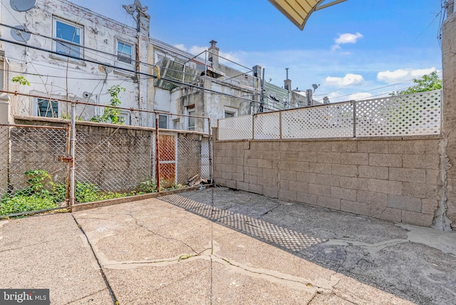 2839 Winton St, Philadelphia, PA 19145 - view of patio / terrace