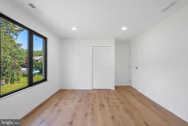 3750 Wheatsheaf Rd, Huntingdon Valley, PA 19006 - unfurnished bedroom with light wood-style flooring, recessed lighting, baseboards, and a closet