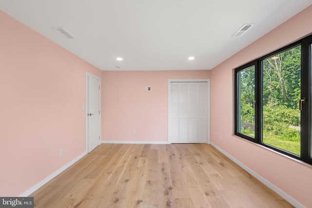 3750 Wheatsheaf Rd, Huntingdon Valley, PA 19006 - unfurnished bedroom with light wood-style floors, baseboards, and recessed lighting