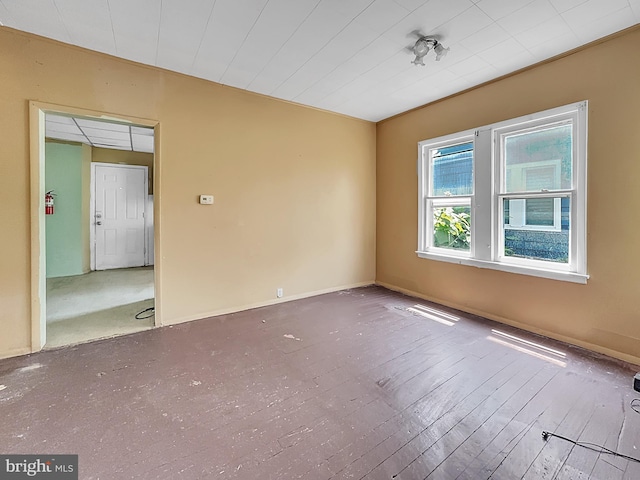 123 W Foundry St, Millville, NJ 08332 - unfurnished room with baseboards