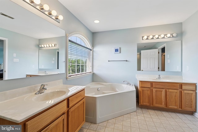 127 Watch Hill Rd, East Fallowfield Township, PA 19320 - bathroom featuring two vanities and a bath
