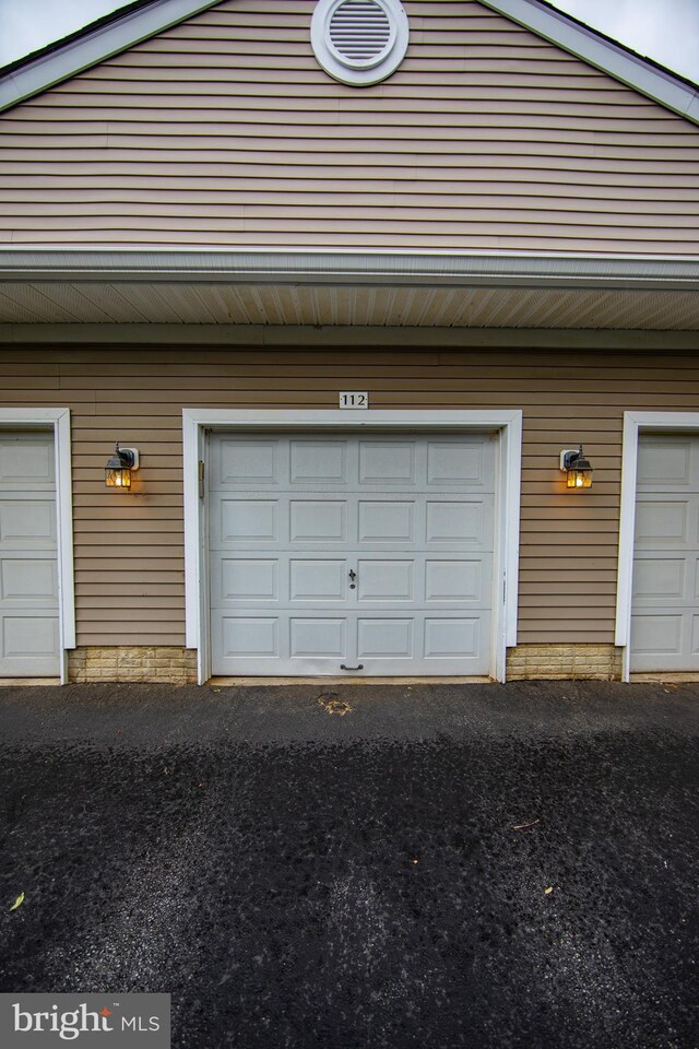112 Jeffords Ct Unit 1601, Phoenixville, PA 19460 - view of garage