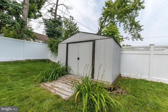 832 N Warren St, Pottstown, PA 19464 - view of shed