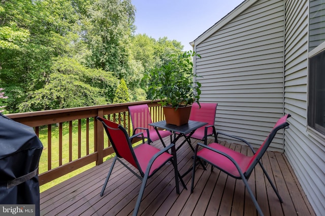621 Foxton Ct, West Deptford, NJ 08051 - deck with outdoor dining area and grilling area