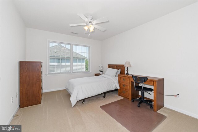 915 Mather Dr, Bear, DE 19701 - carpeted bedroom featuring a desk and ceiling fan