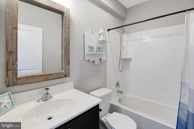 2017 Chamberlain Dr, Frederick, MD 21702 - full bath with vanity, shower / tub combo, and toilet
