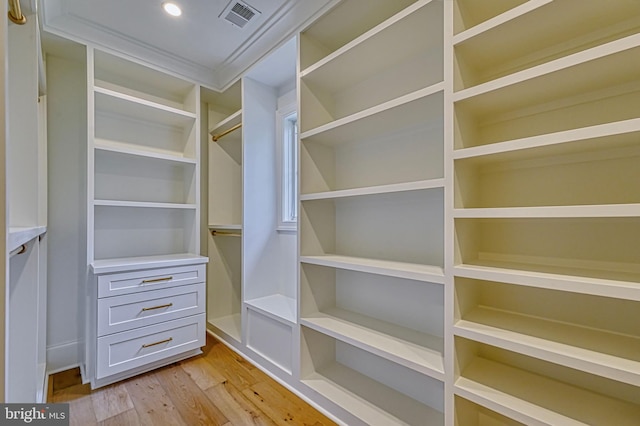 4740 34th Rd N, Arlington, VA 22207 - spacious closet featuring light wood-type flooring