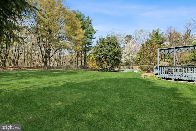 6 Keystone Way, Princeton Junction, NJ 08550 - view of yard featuring a deck