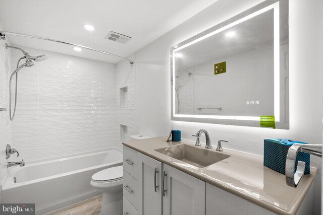 7556 S Arbory Ln Unit 382, Laurel, MD 20707 - full bath featuring vanity, shower / bath combination, recessed lighting, and wood finished floors