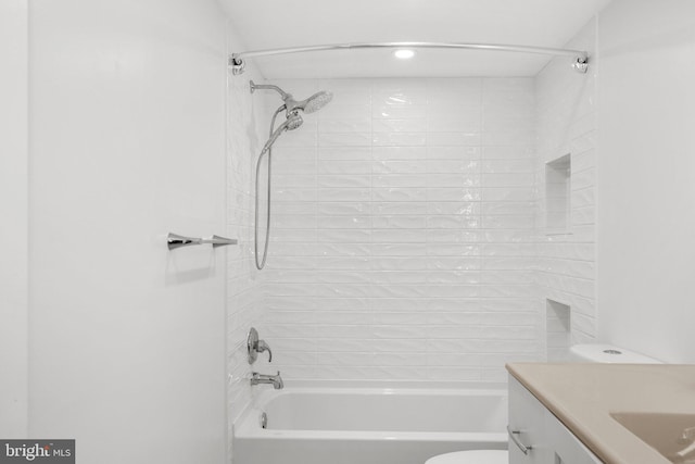 7556 S Arbory Ln Unit 382, Laurel, MD 20707 - full bath with washtub / shower combination, vanity, and recessed lighting