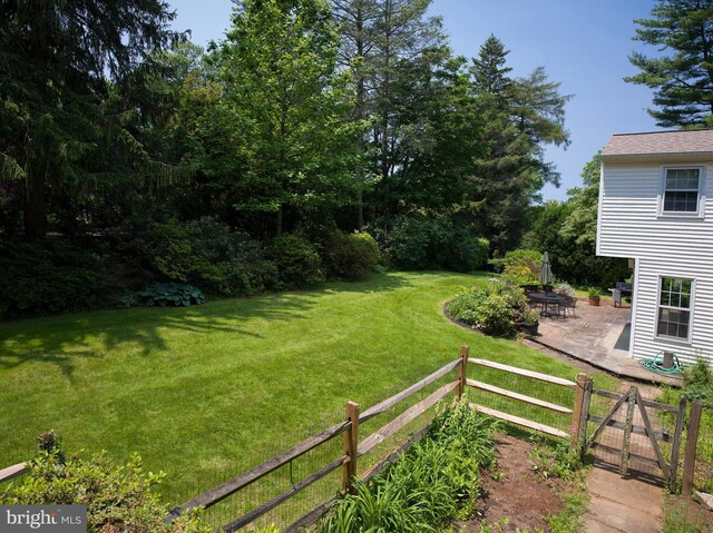 825 Parkes Run Ln, Villanova, PA 19085 - view of yard with a patio and a gate