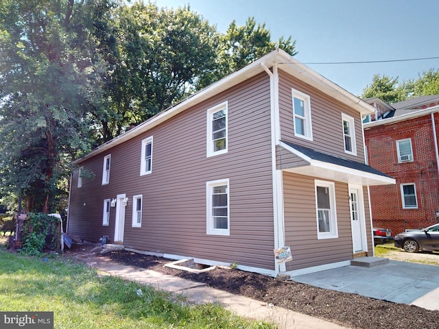 6 W Griffith St, Penns Grove, NJ 08069 - view of property exterior