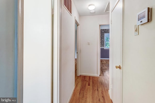 2306 Marline Ct, Woodbridge, VA 22192 - hall featuring light wood-style floors and baseboards