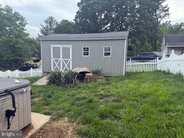 453 Kirby Ave, Waynesboro, VA 22980 - view of shed