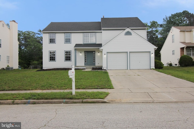 7 E Edgewater Ct, Sicklerville, NJ 08081 - view of front facade featuring driveway and a front lawn