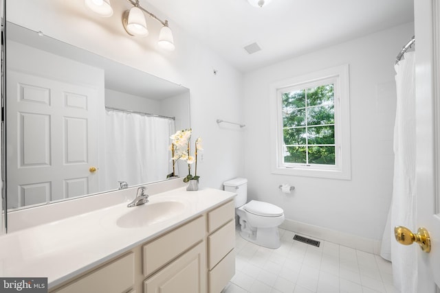 106 Gabrielle Ct Unit 8, Broomall, PA 19008 - full bath featuring vanity, toilet, tile patterned flooring, and baseboards