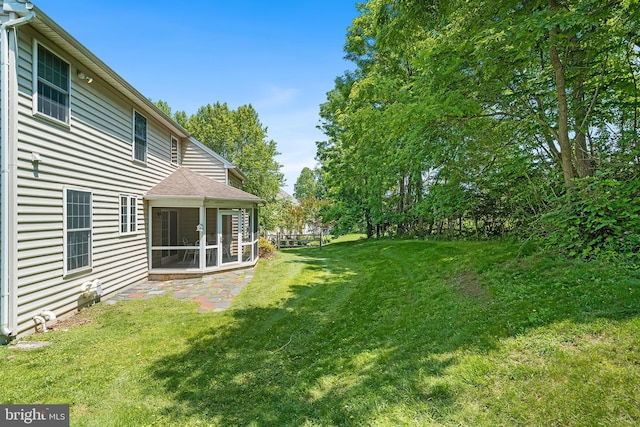 106 Gabrielle Ct Unit 8, Broomall, PA 19008 - view of grassy yard with a sunroom