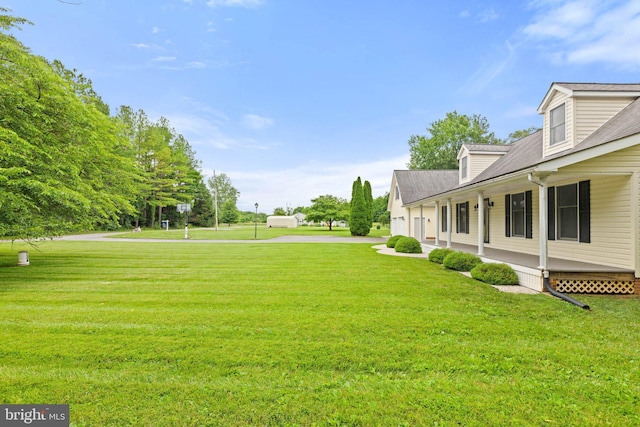 233 Kimble Rd, Berryville, VA 22611 - view of grassy yard with a porch
