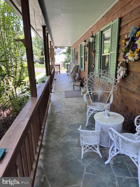 9 Ruby Dr, Stafford, VA 22556 - view of covered porch