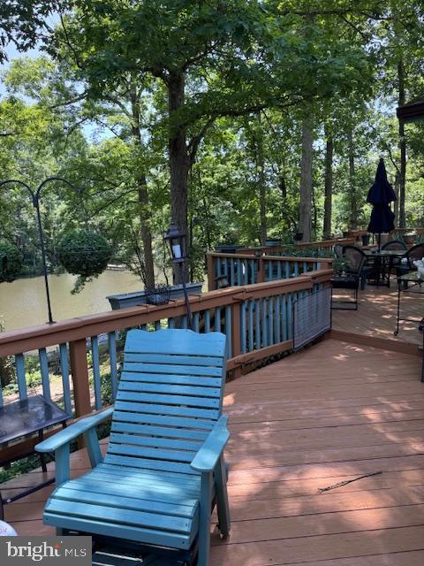 9 Ruby Dr, Stafford, VA 22556 - view of wooden deck