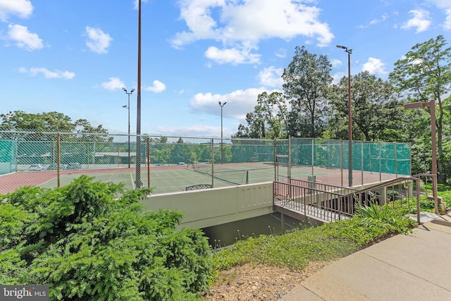6101 Edsall Rd Unit 1111, Alexandria, VA 22304 - view of tennis court