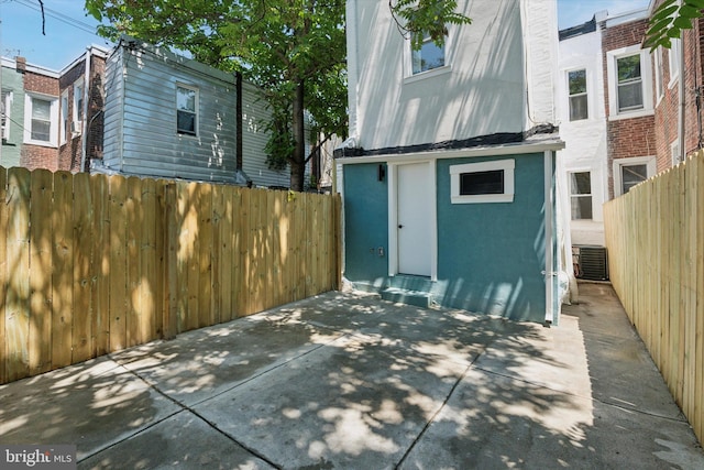 1910 E Atlantic St, Philadelphia, PA 19134 - view of patio featuring central AC unit