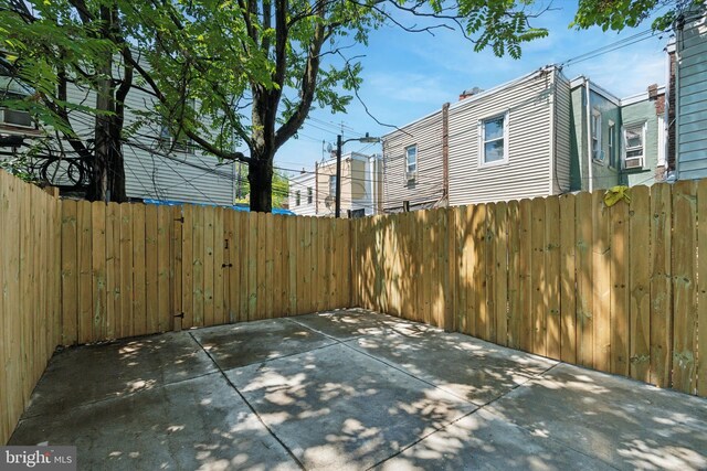 1910 E Atlantic St, Philadelphia, PA 19134 - view of patio / terrace