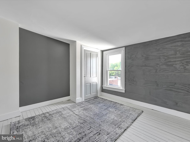 142 E New St, Lancaster, PA 17602 - unfurnished bedroom with baseboards