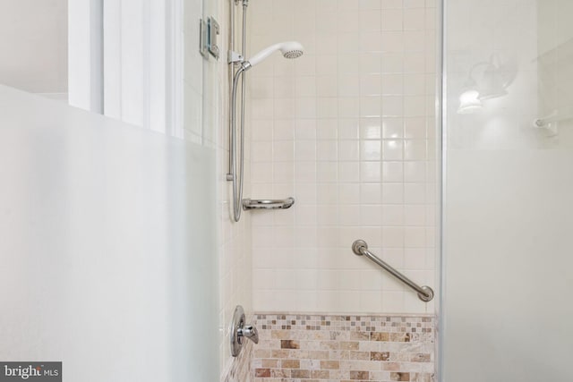 1901 Walnut St Unit 16E, Philadelphia, PA 19103 - full bath with tiled shower